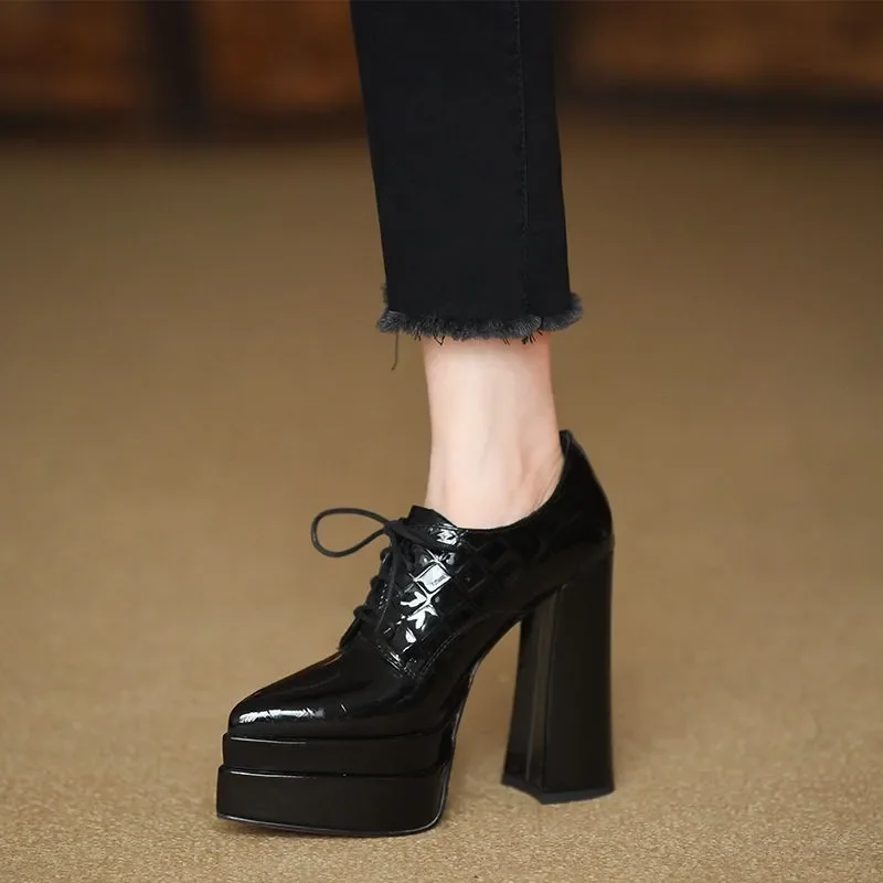 Patent Leather Pump - Puntschoen Hoge Hakken Met Bandjes Dames