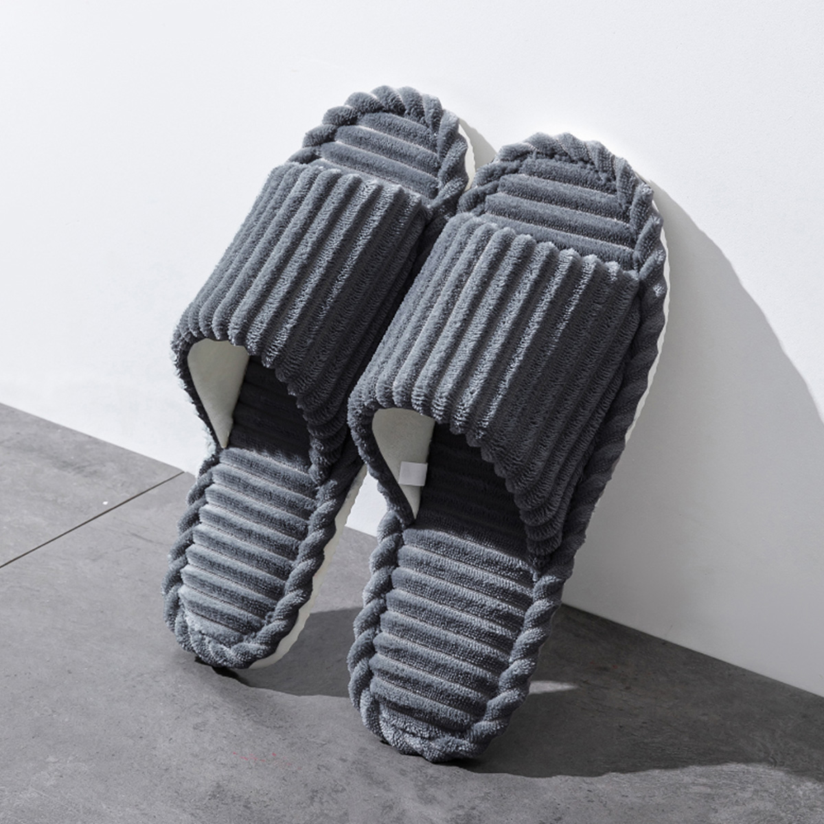 Ademende huispantoffels met op - Women Shoes For Winter recensie en prijs