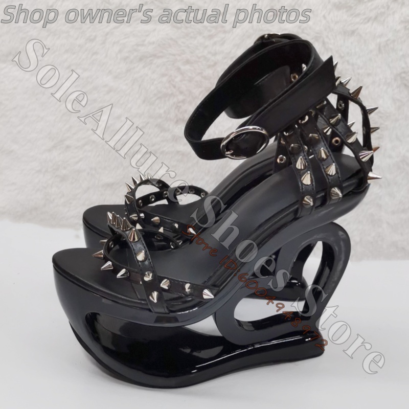 Heet roze spike-studded sandal - Women Shoes Wedges recensie en prijs