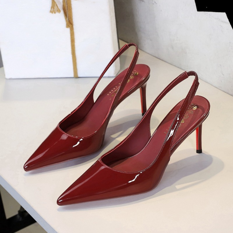 Nieuwe Europese en Amerikaanse - Patent Leather Pump recensie en prijs